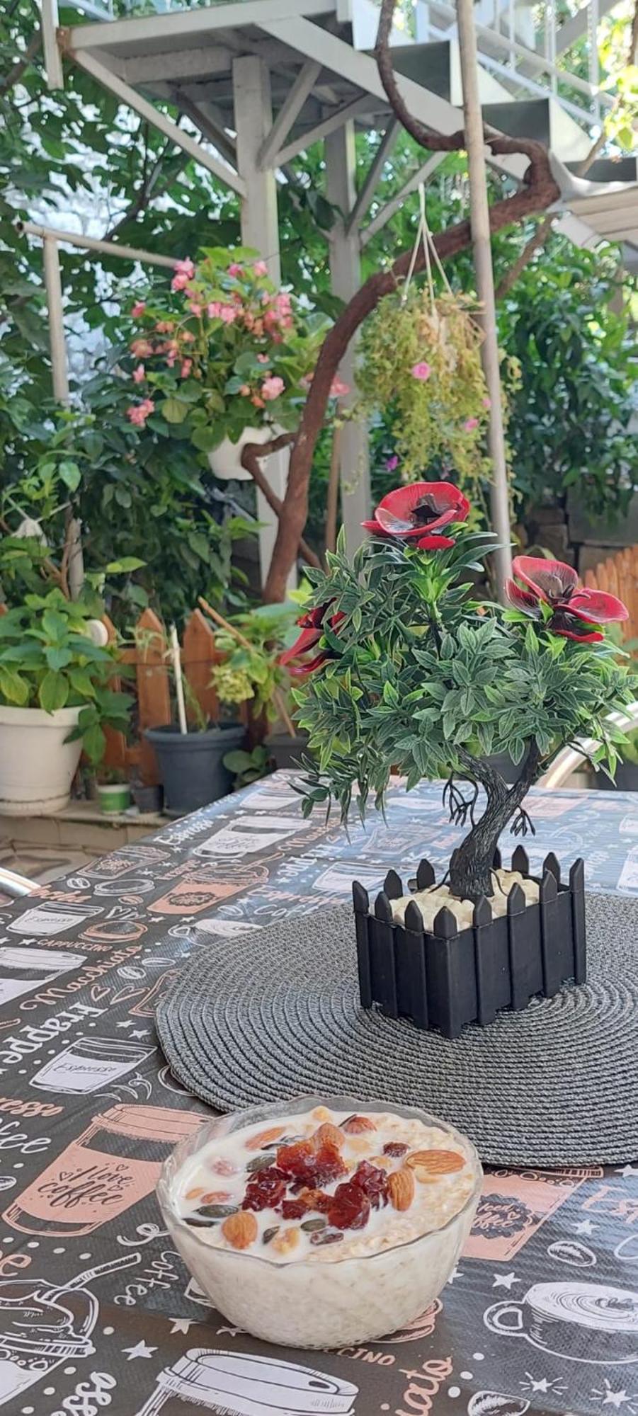 Guest House Flowers 베라트 외부 사진